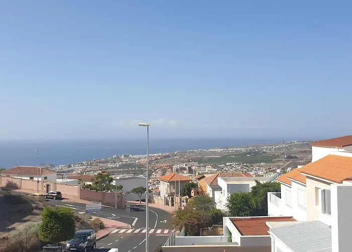 Domek alpejski Tenerife Amazing House Adeje Pool Garaje Wifi Ocean View